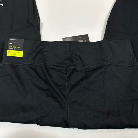 Nike Plus Size One Tights 2.0 - Picture 2 of 5